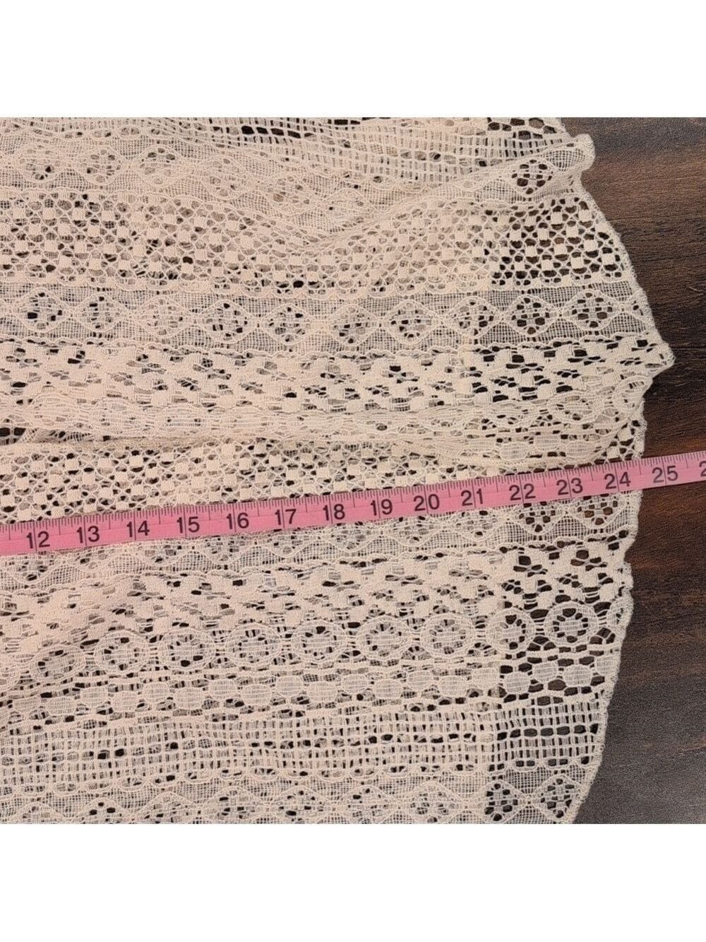Elegant Off White Lace Women's Cardigan With Beautiful Gather Sleeves, Size S/M - Picture 5 of 6